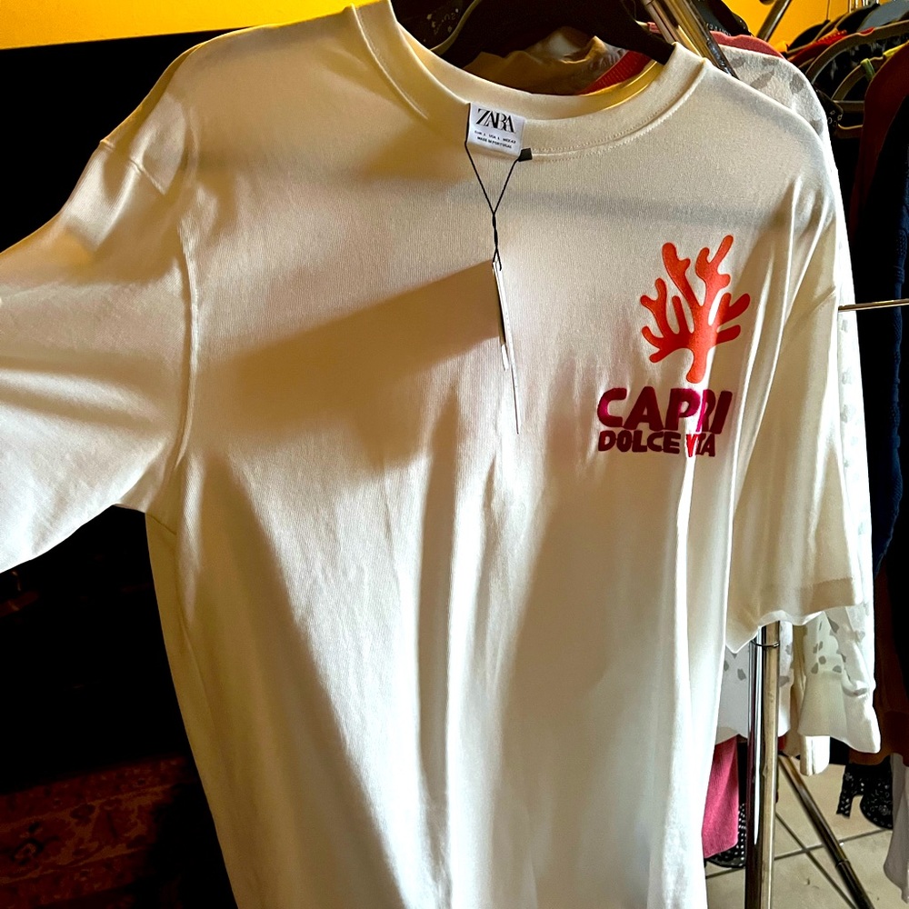 White T shirt